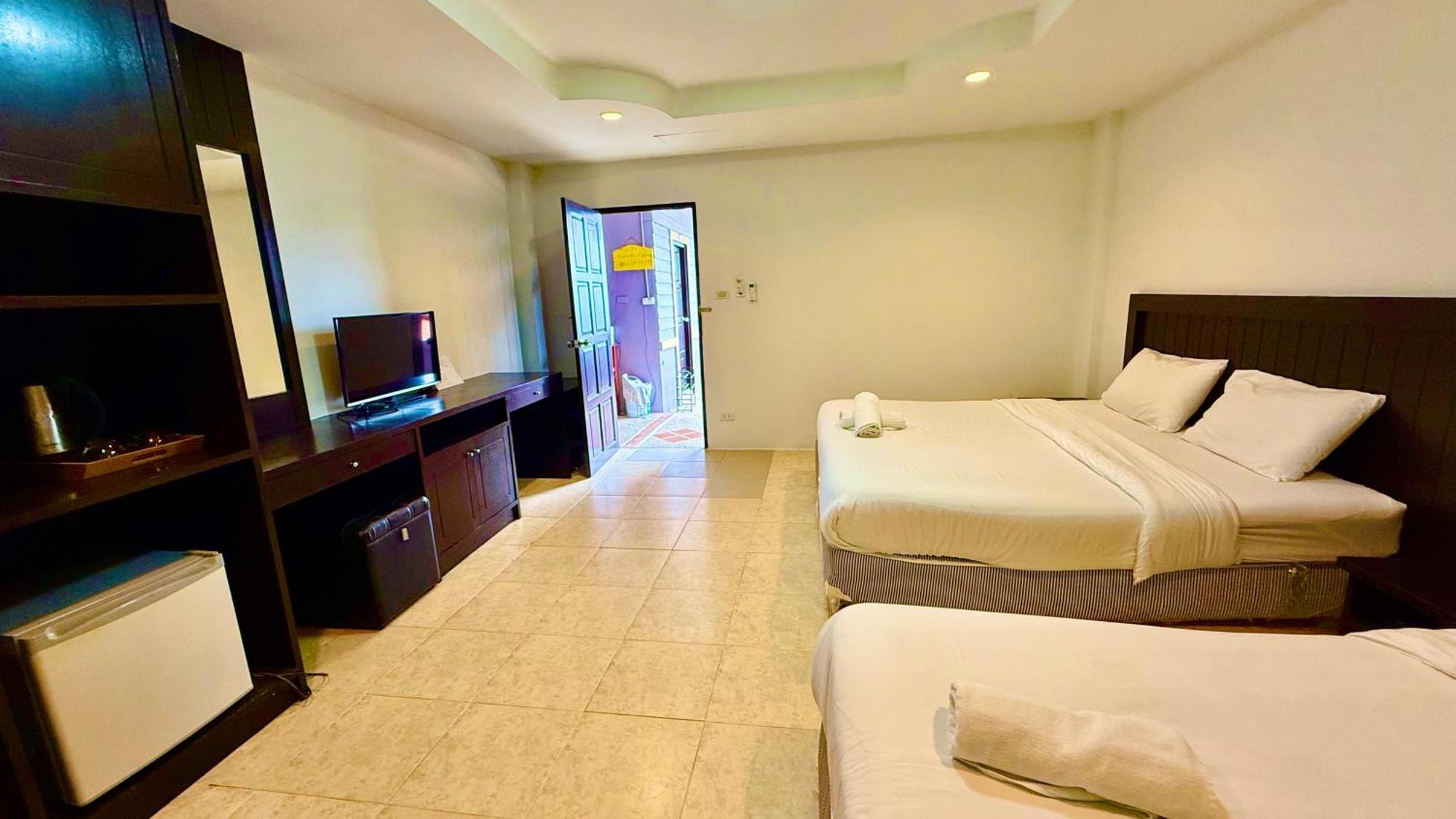 Hill Side Patong Hotel 외부 사진