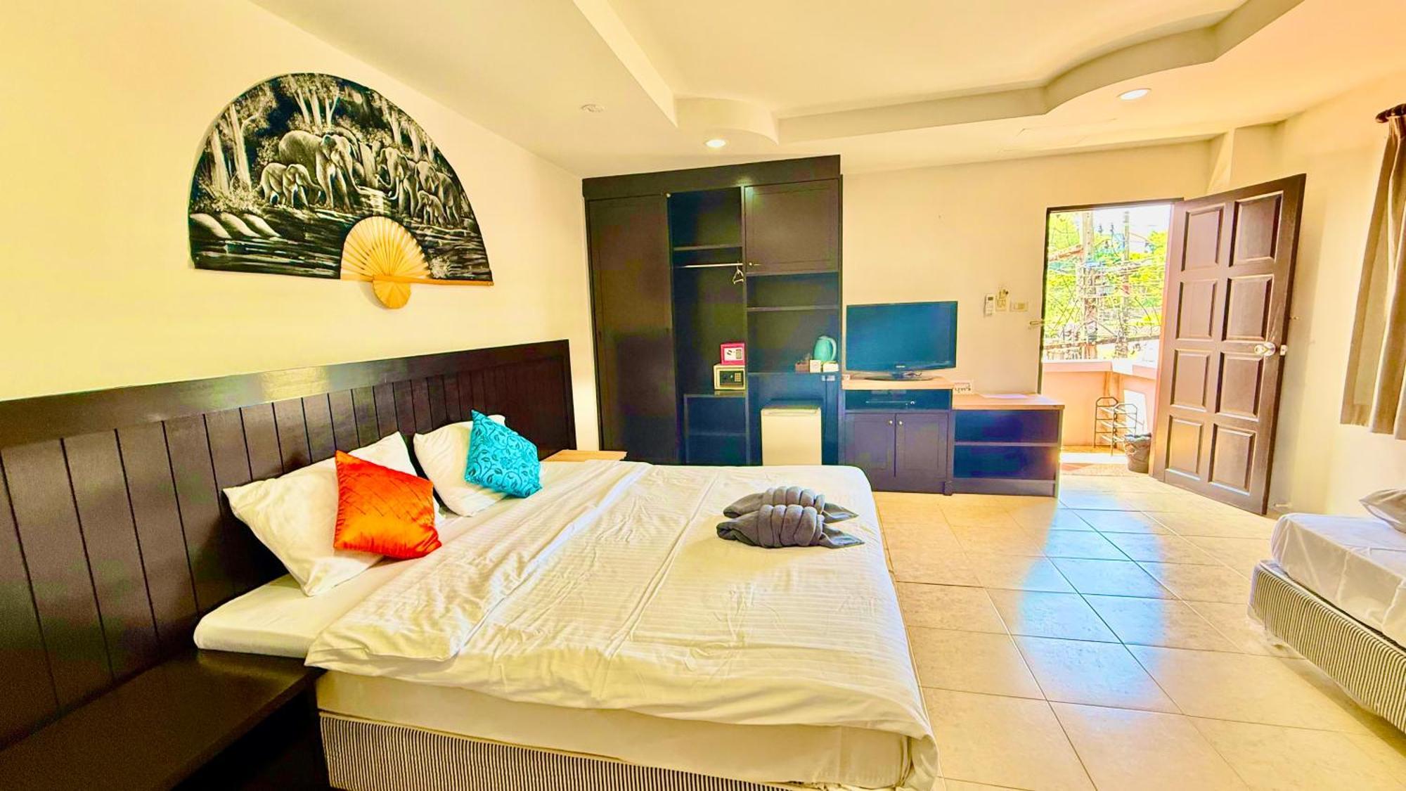 Hill Side Patong Hotel 외부 사진