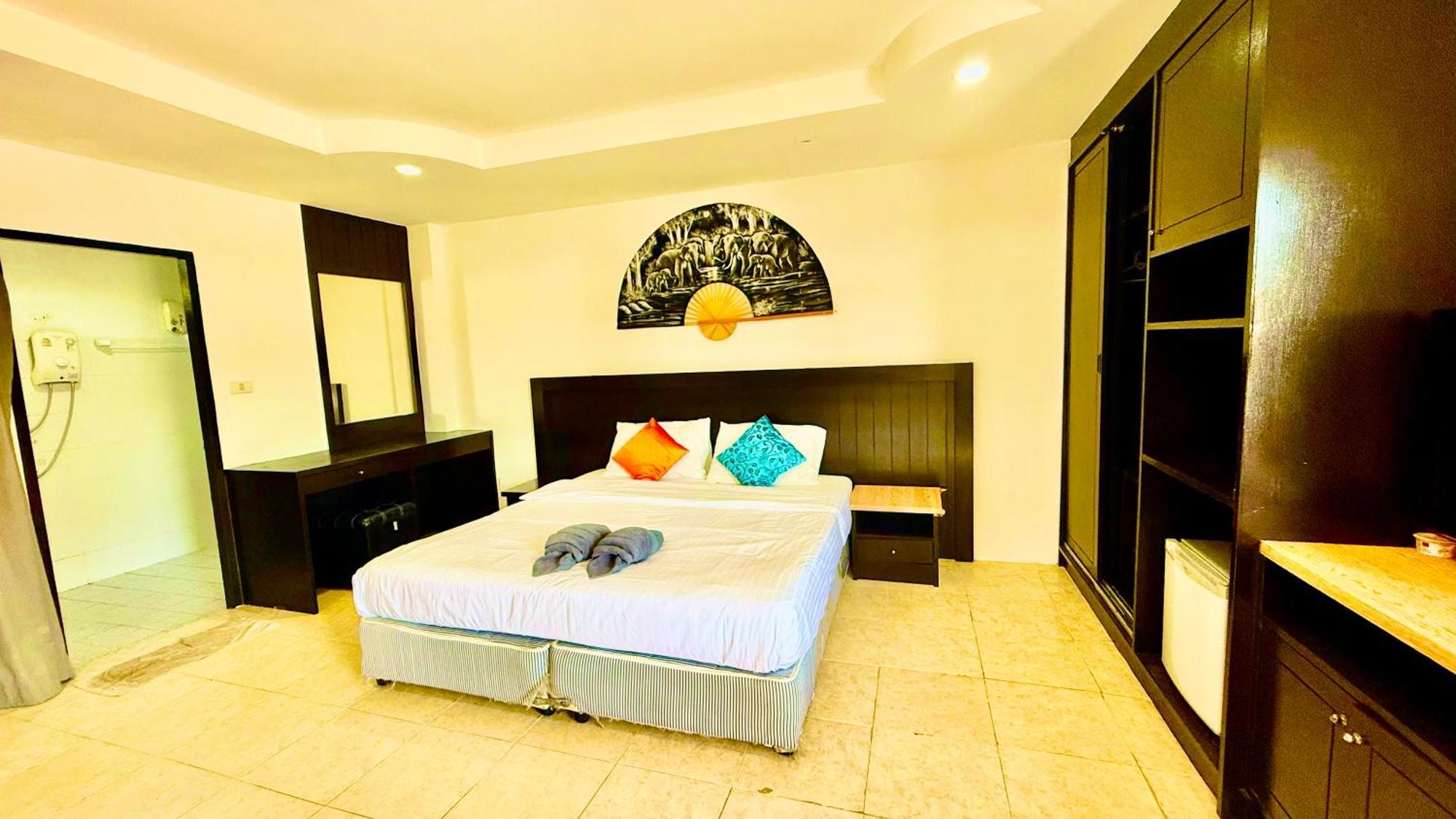 Hill Side Patong Hotel 외부 사진