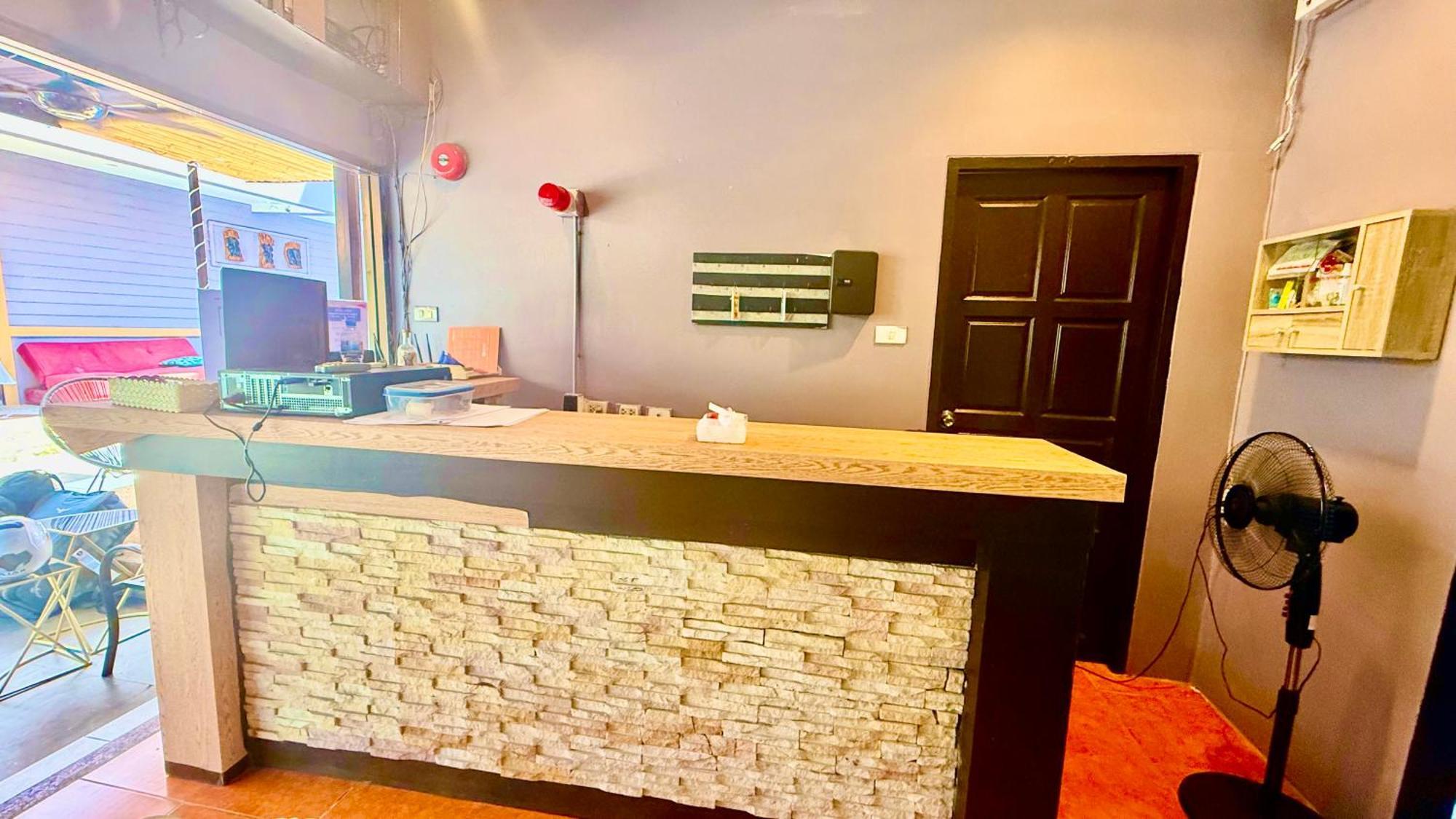 Hill Side Patong Hotel 외부 사진