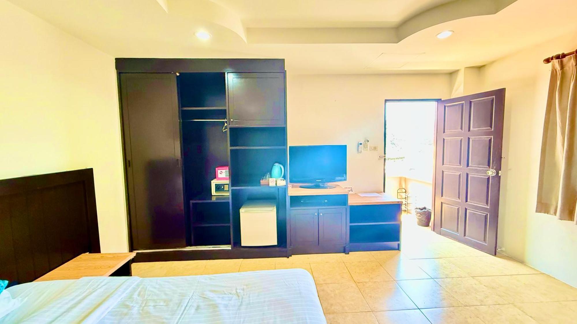 Hill Side Patong Hotel 외부 사진